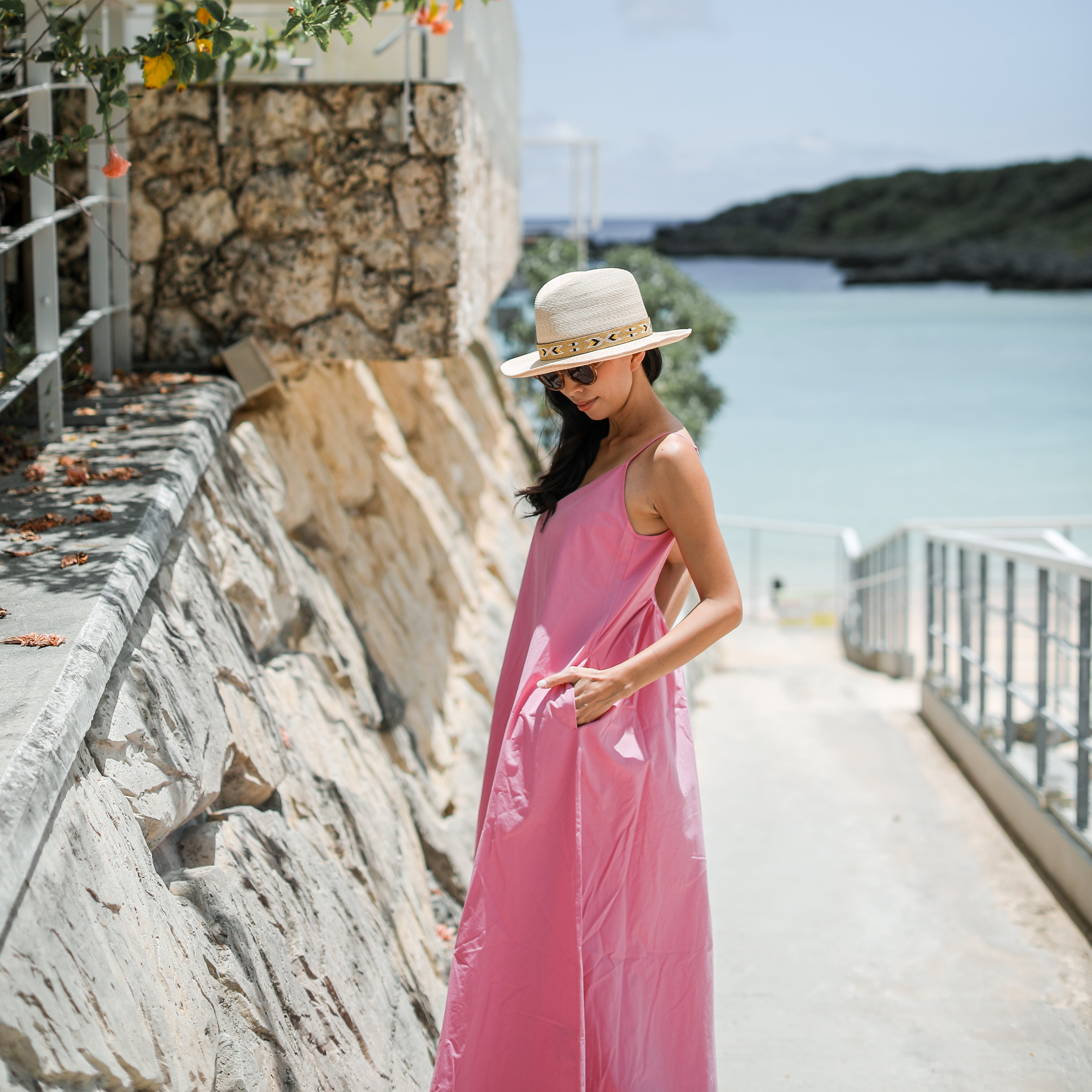 Rumieloin Back Open Camisole Dress