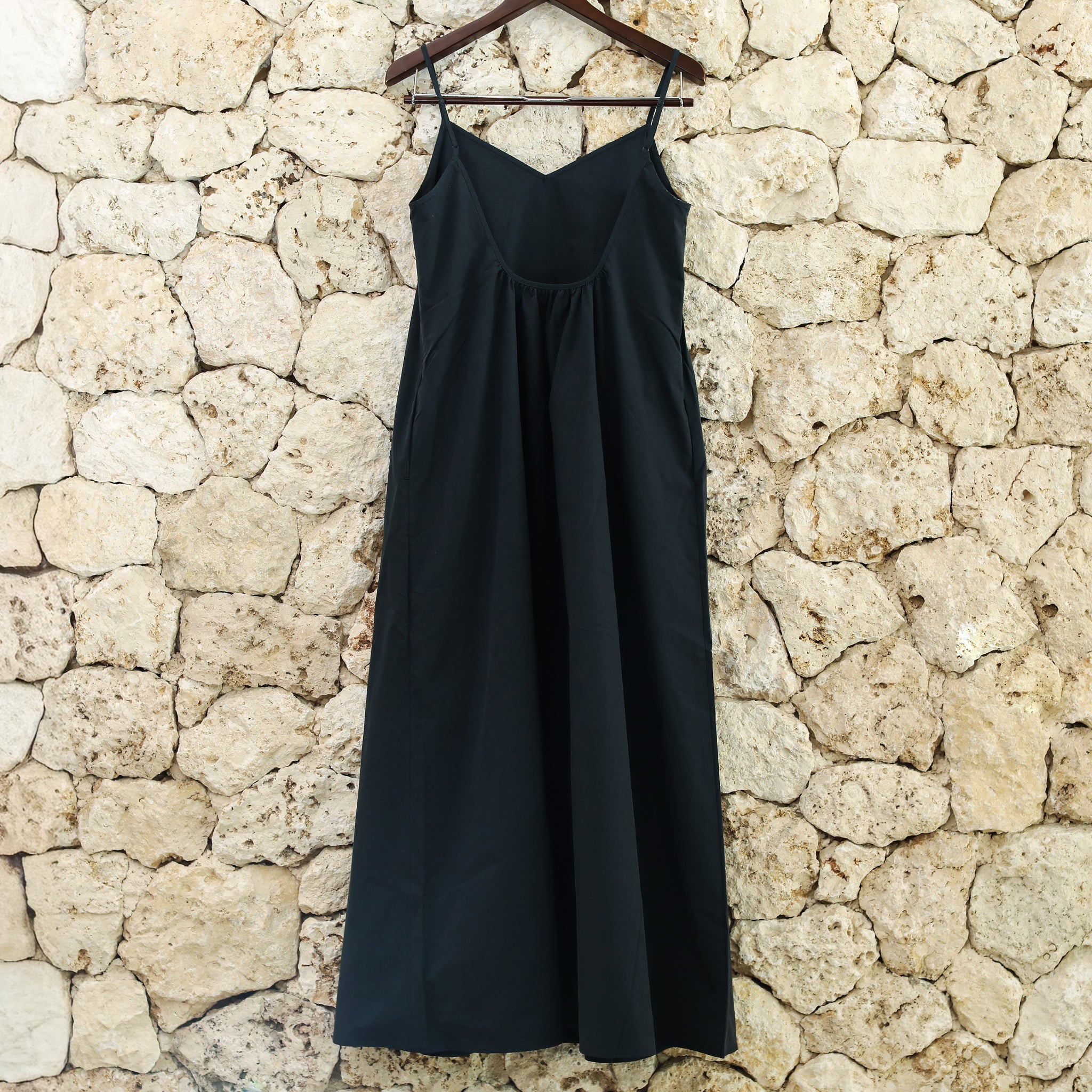 Rumieloin Back Open Camisole Dress