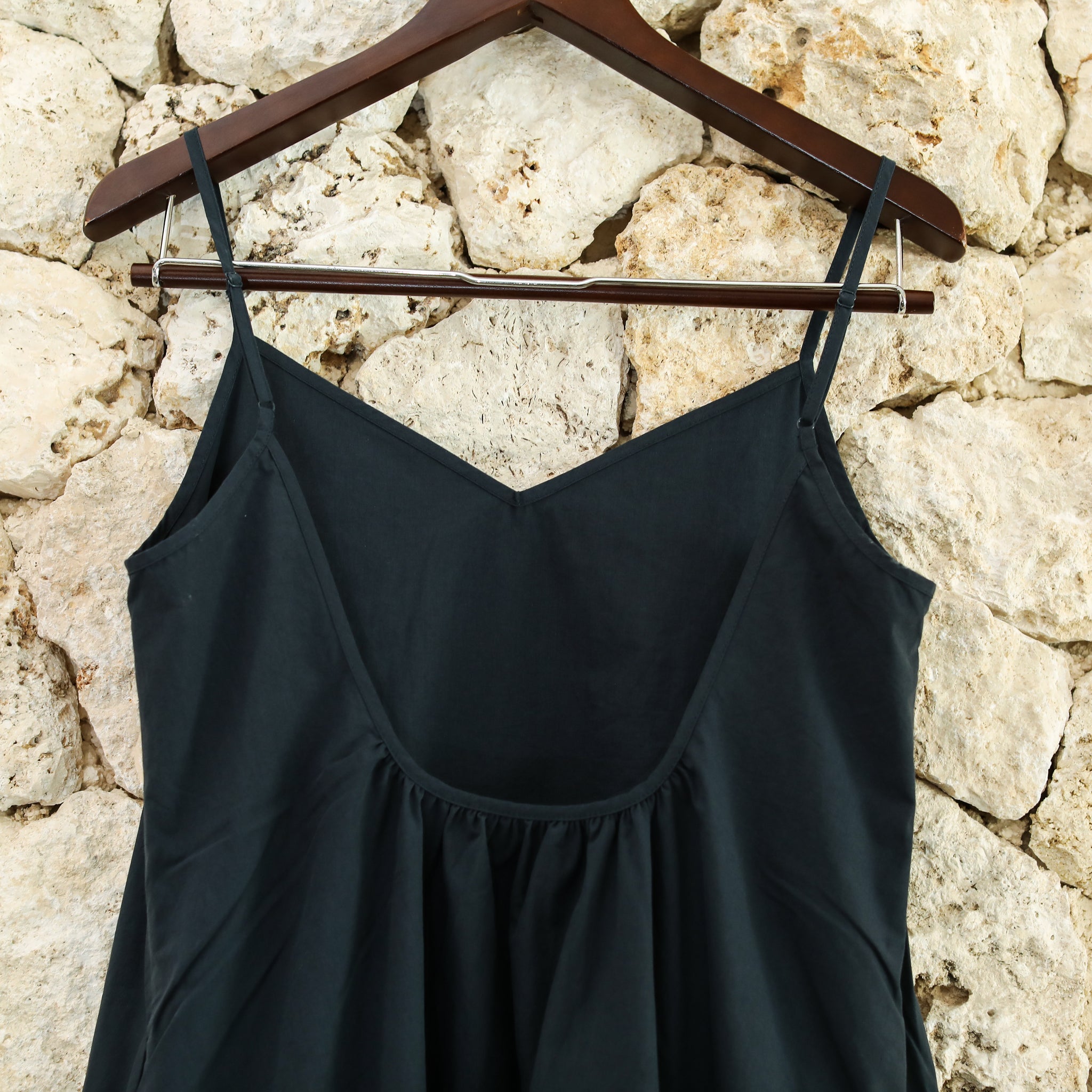 Rumieloin Back Open Camisole Dress