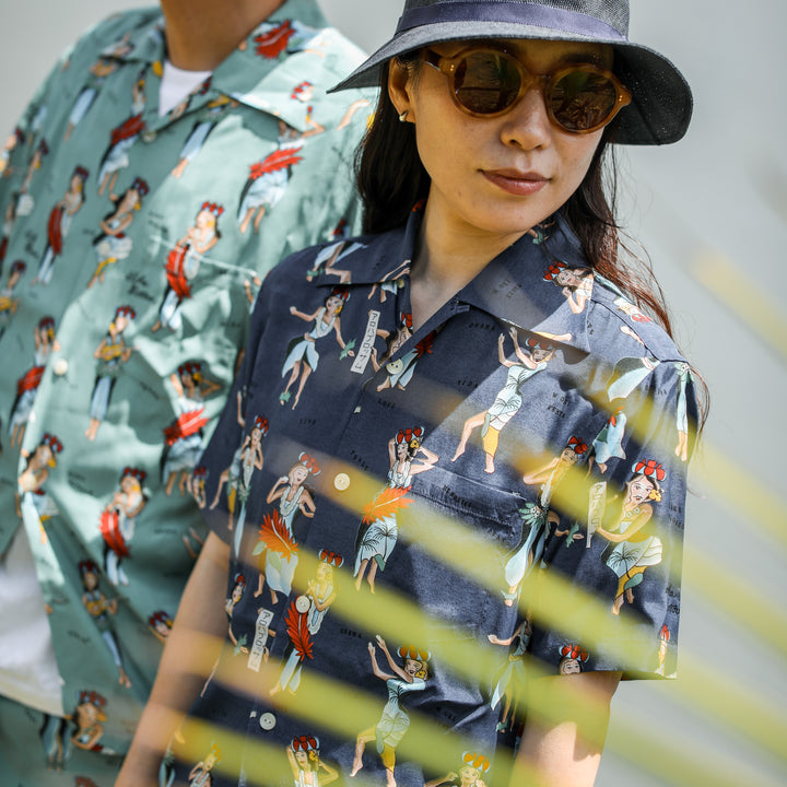 Aloha Blossom × SHIGIRA SEVEN MILES RESORT HULA GIRL SHORT SLEEVE