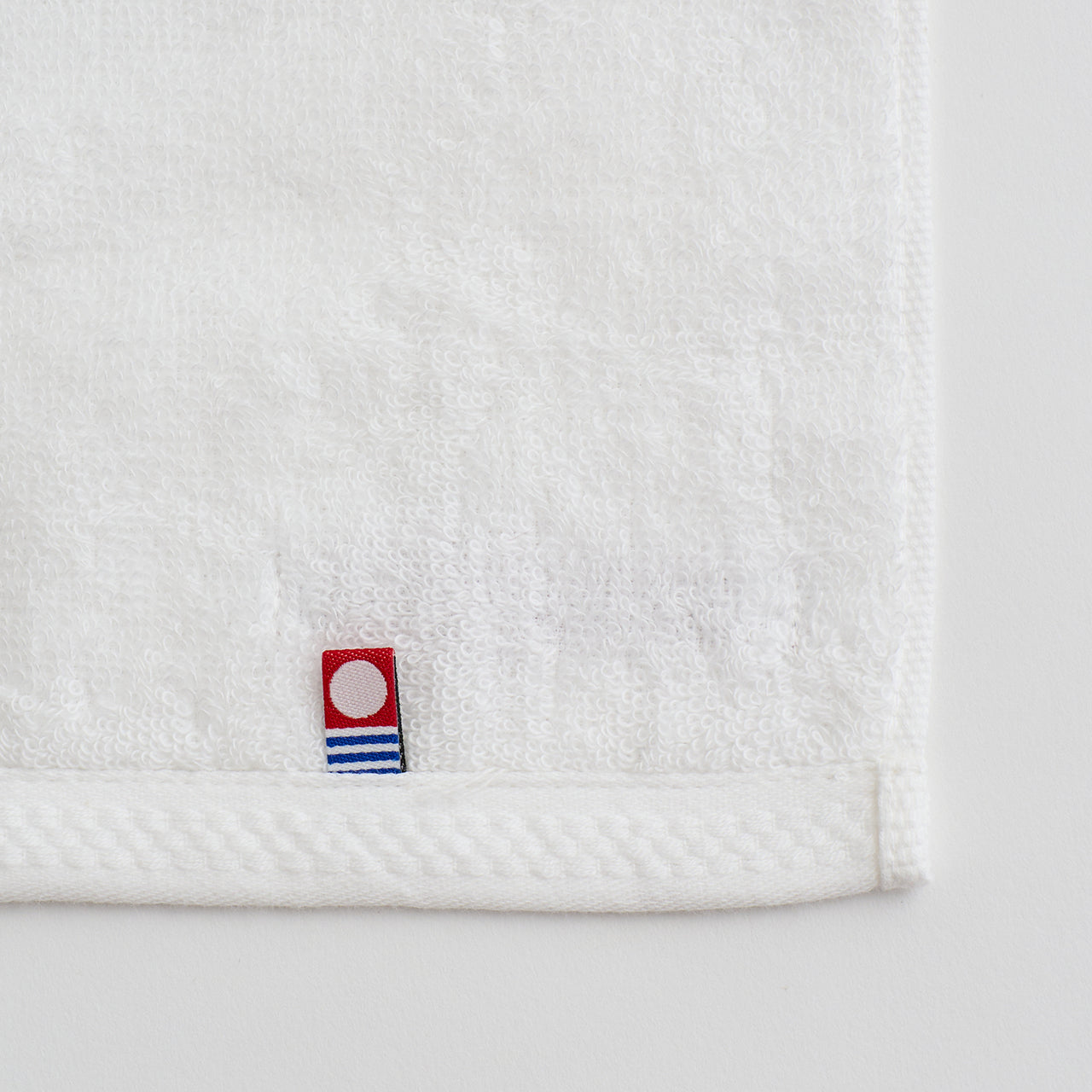 imaseフェイスタオル ALLAMANDA Face Towel – SHIGIRA SEVEN MILES RESORT