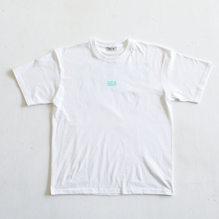WINDANDSEA × SHIGIRA SEVEN MILES RESORT Back Print T-Shirts