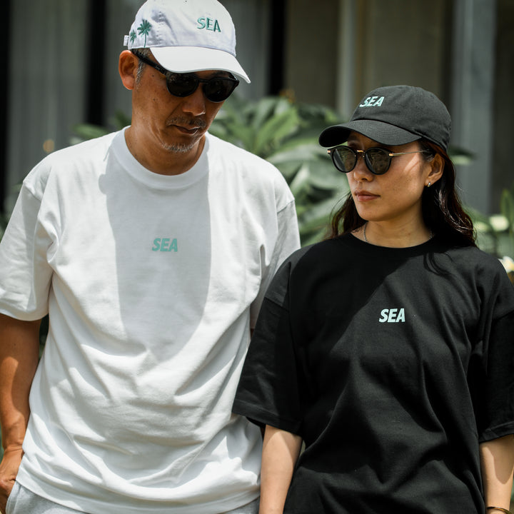 WINDANDSEA × SHIGIRA SEVEN MILES RESORT Back Print T-Shirts