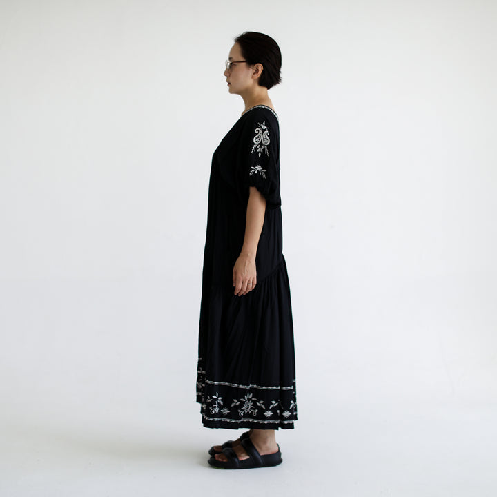 Rumieloin Embroidary OP