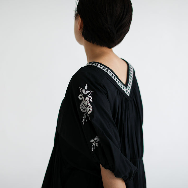 Rumieloin Embroidary OP