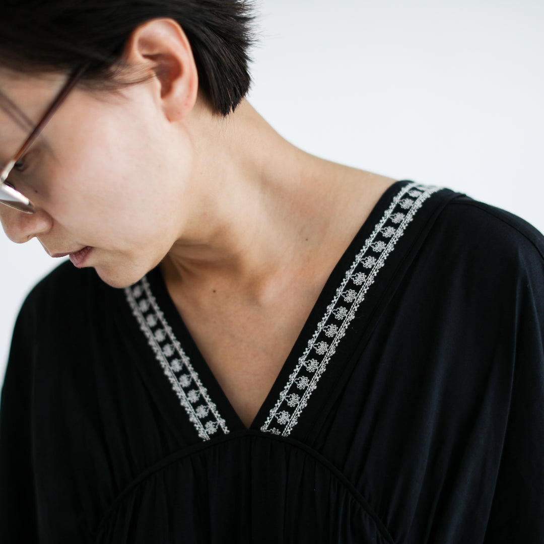 Rumieloin Embroidary OP