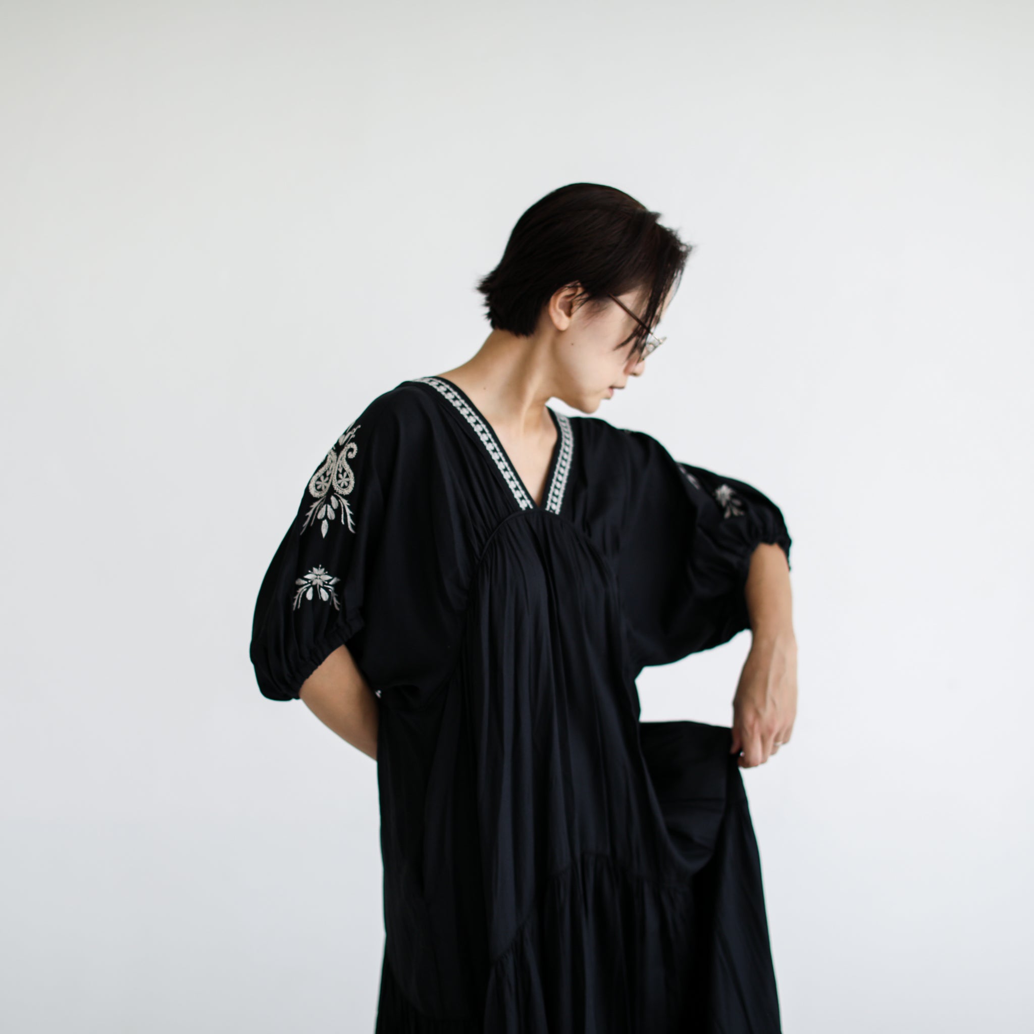 Rumieloin Embroidary OP – SHIGIRA SEVEN MILES RESORT オフィシャル